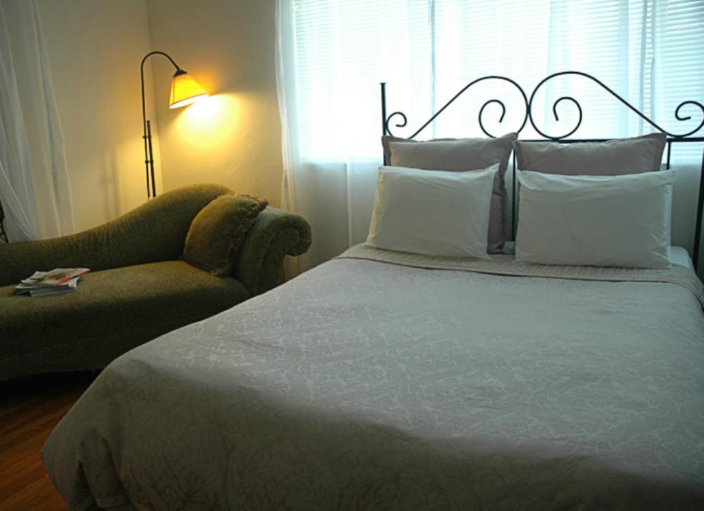The Attic Hostel Μαϊάμι Μπιτς Εξωτερικό φωτογραφία